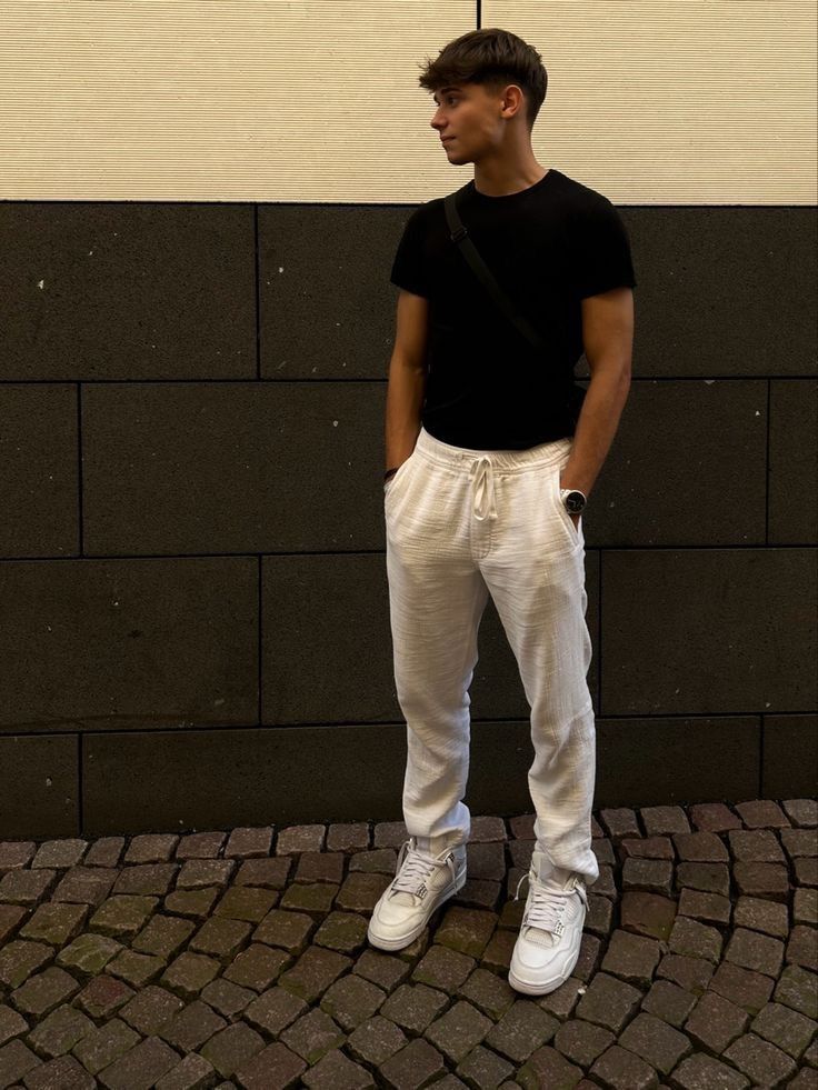 Enzo L.